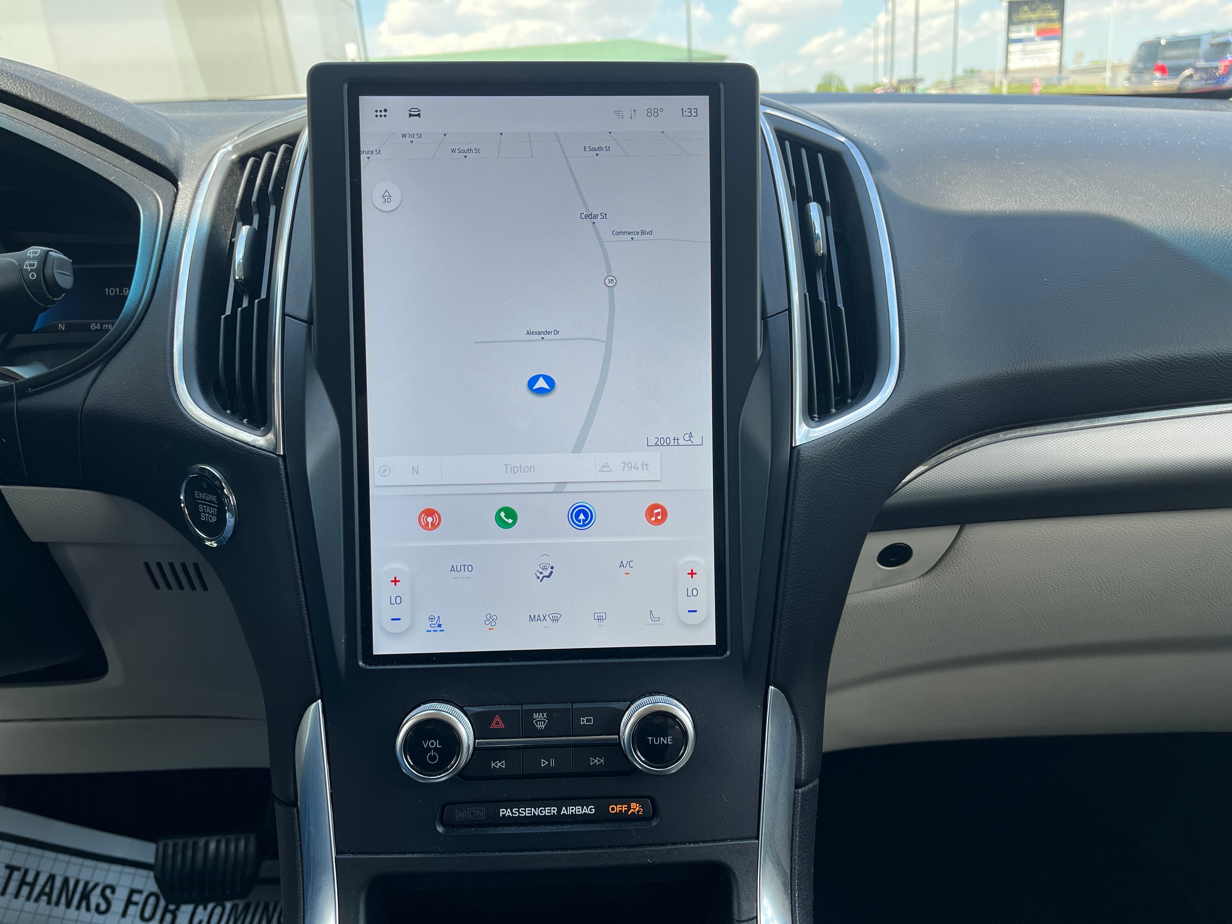 2024 Ford Edge Titanium