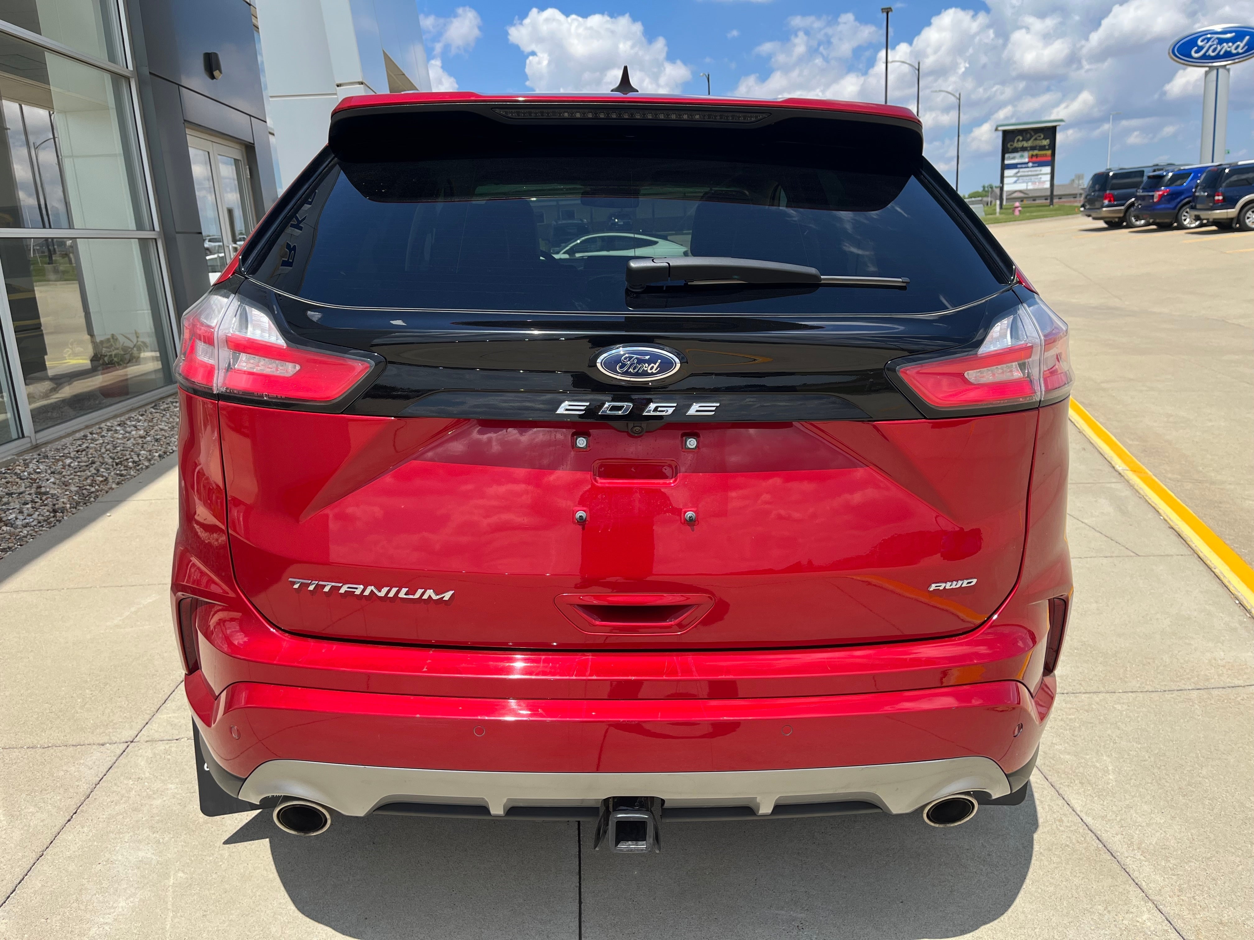 2024 Ford Edge Titanium